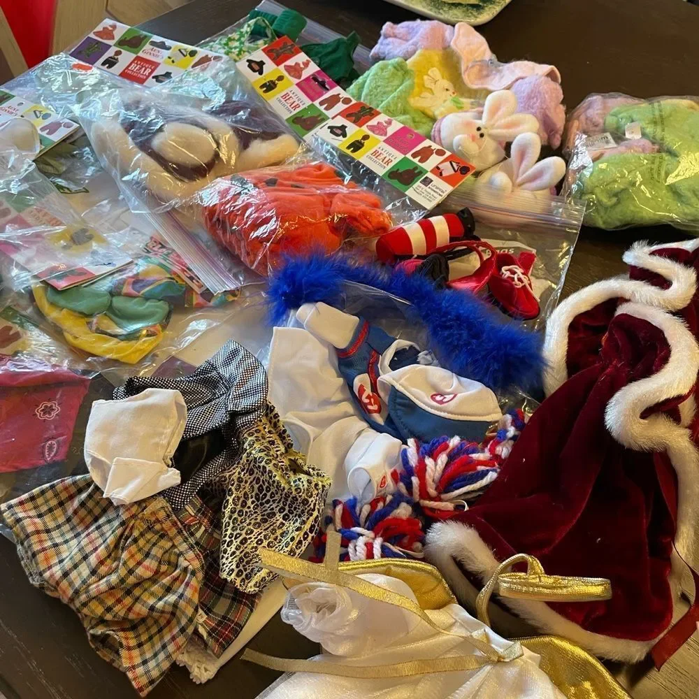 TY & Aunt Ginnie’s Bear Doll Outfits Lot of 20!